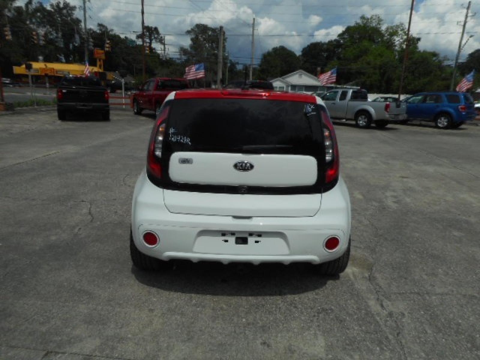 2017 WHITE KIA SOUL + (PLUS) (KNDJP3A59H7) , located at 1200 Cassat Avenue, Jacksonville, FL, 32205, (904) 695-1885, 30.302404, -81.731033 - Photo #6